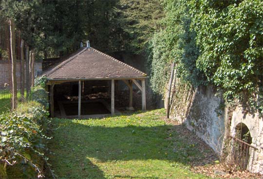 lavoir de Bréau © Lucien V.