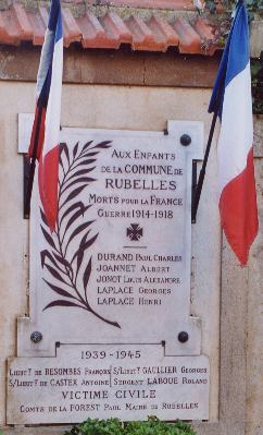 Monument aux Morts de Rubelles